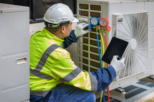 Professional Hvac technician working in Stoneham, MA